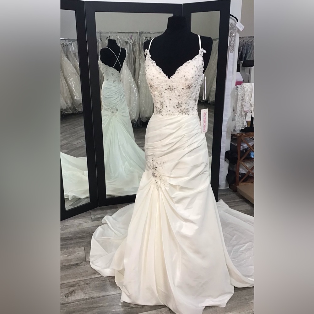 Beaded V-Neck Ivory Wedding Gown